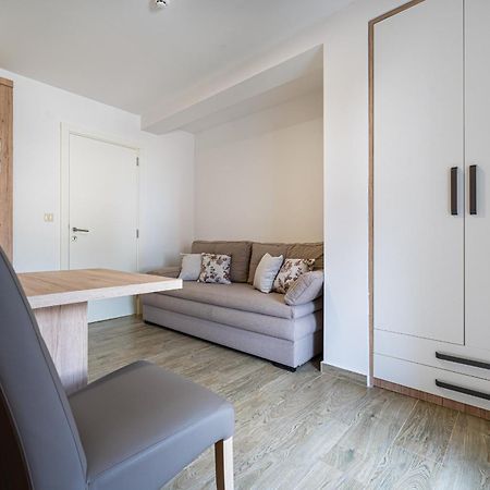 Studio Apartments Marea 2 Budva Oda fotoğraf