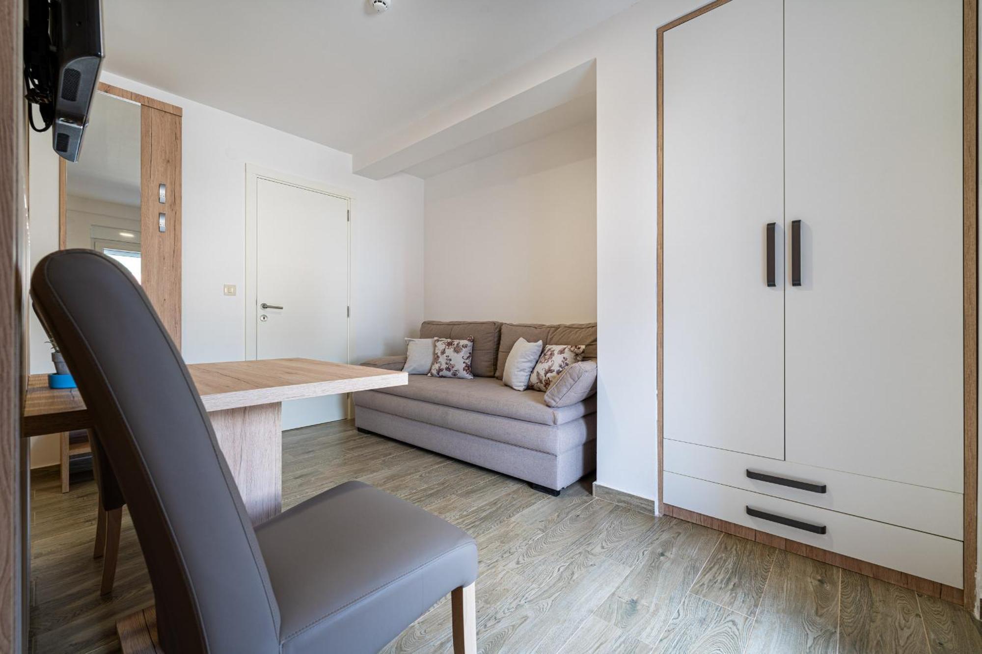 Studio Apartments Marea 2 Budva Oda fotoğraf